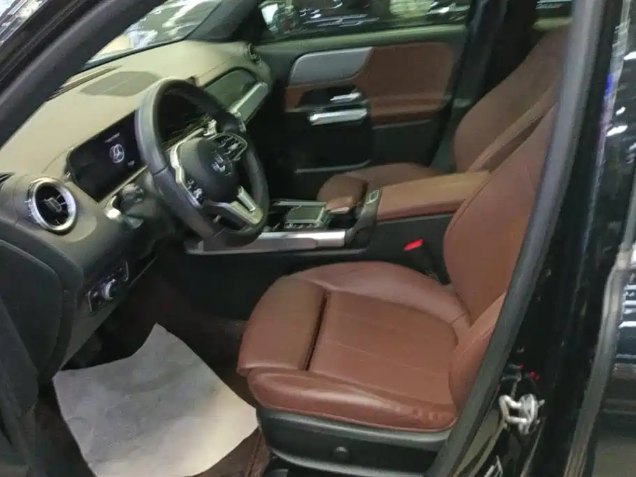 MERCEDES BENZ GLB 2020