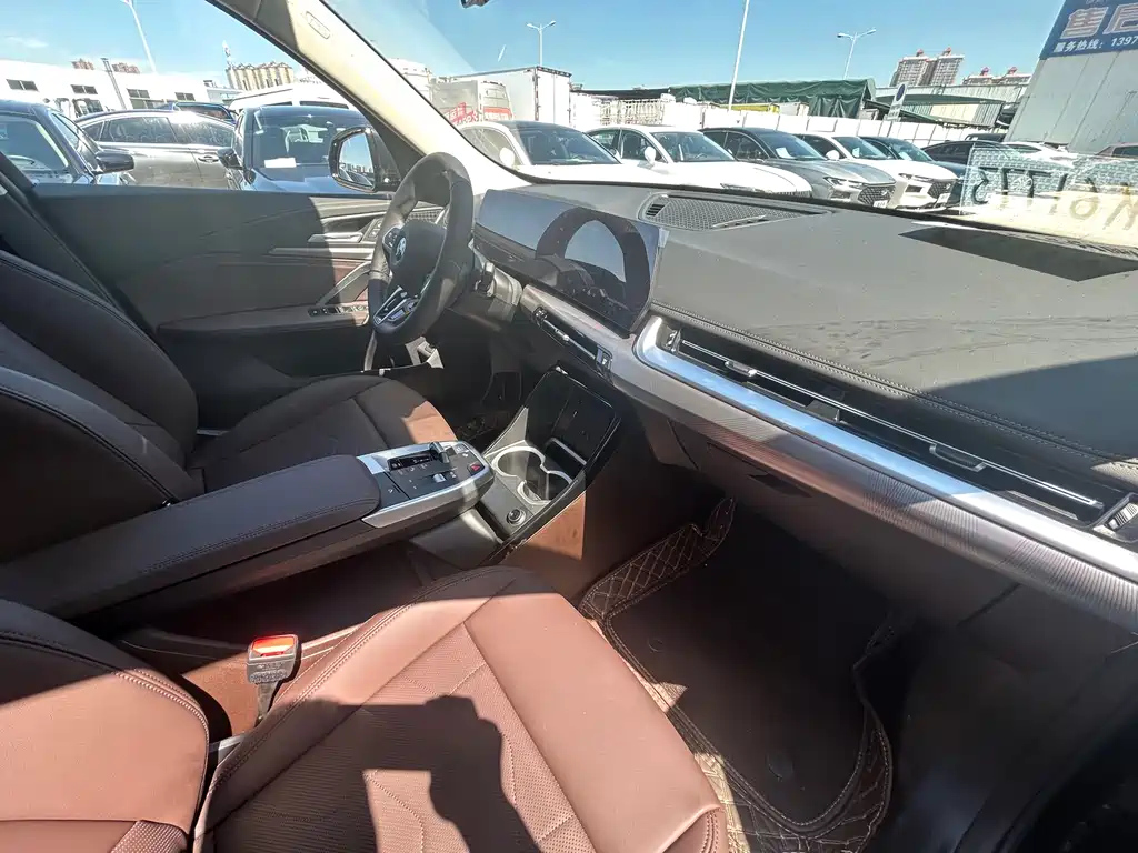 BMW X1 2025