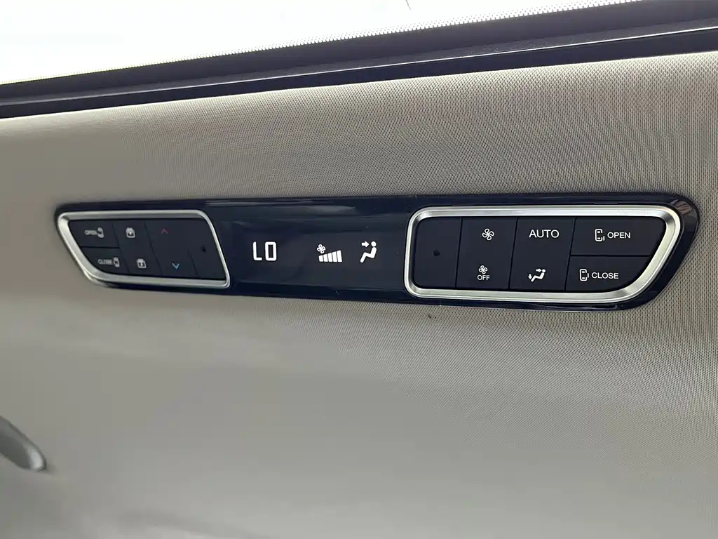 TRUMPCHI M8 2024