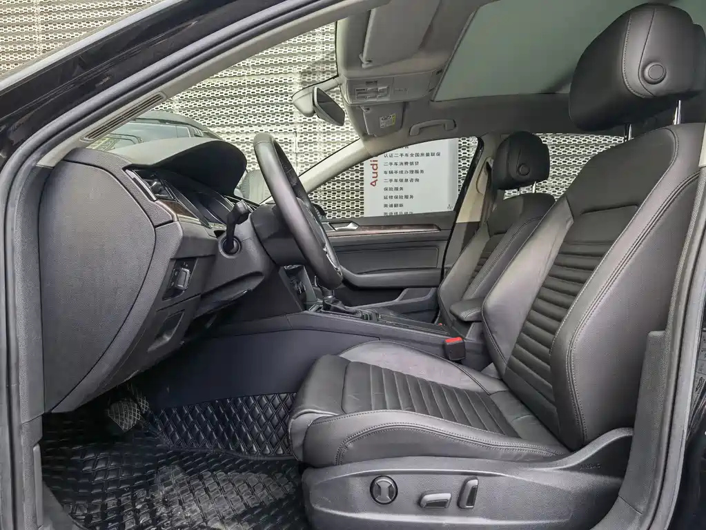 VOLKSWAGEN MAGOTAN 2019