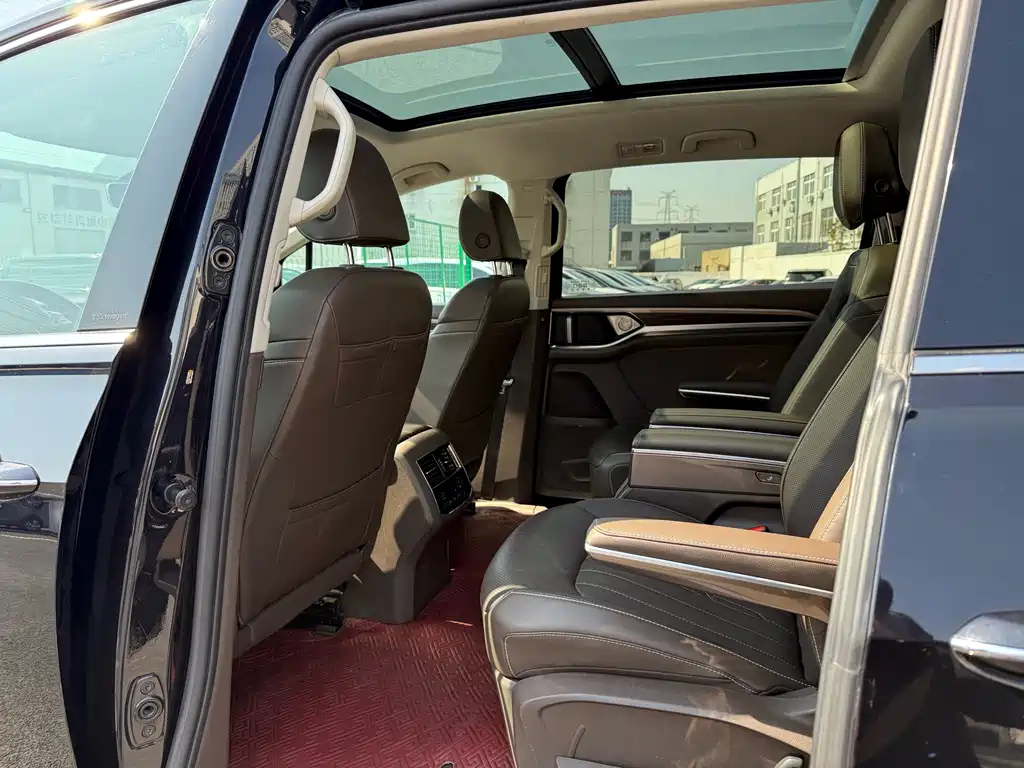 VOLKSWAGEN VILORAN 2020