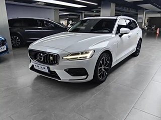 VOLVO V60  2021 YEAR B4  DELUXE EDITION 2021