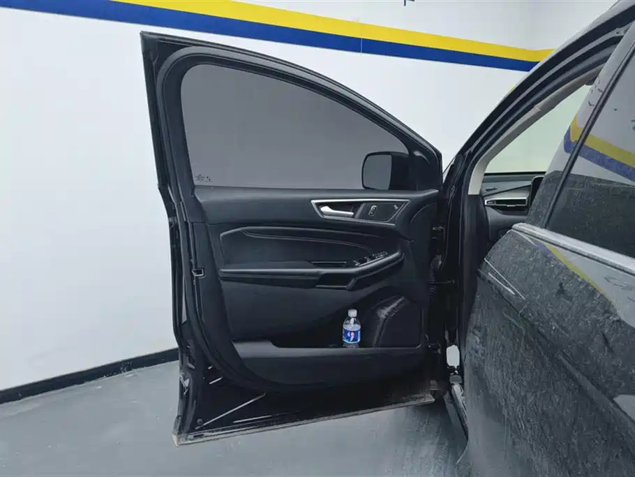 FORD EDGE 2021