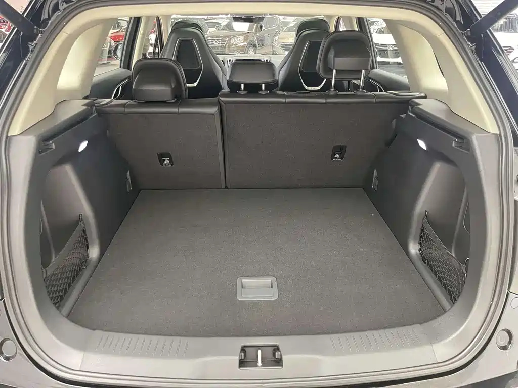 HONGQI HS3 2024