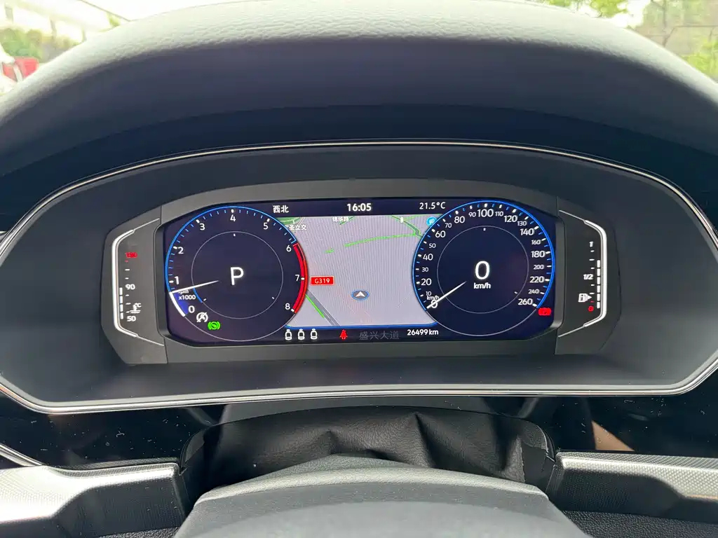 VOLKSWAGEN PASSAT 2024