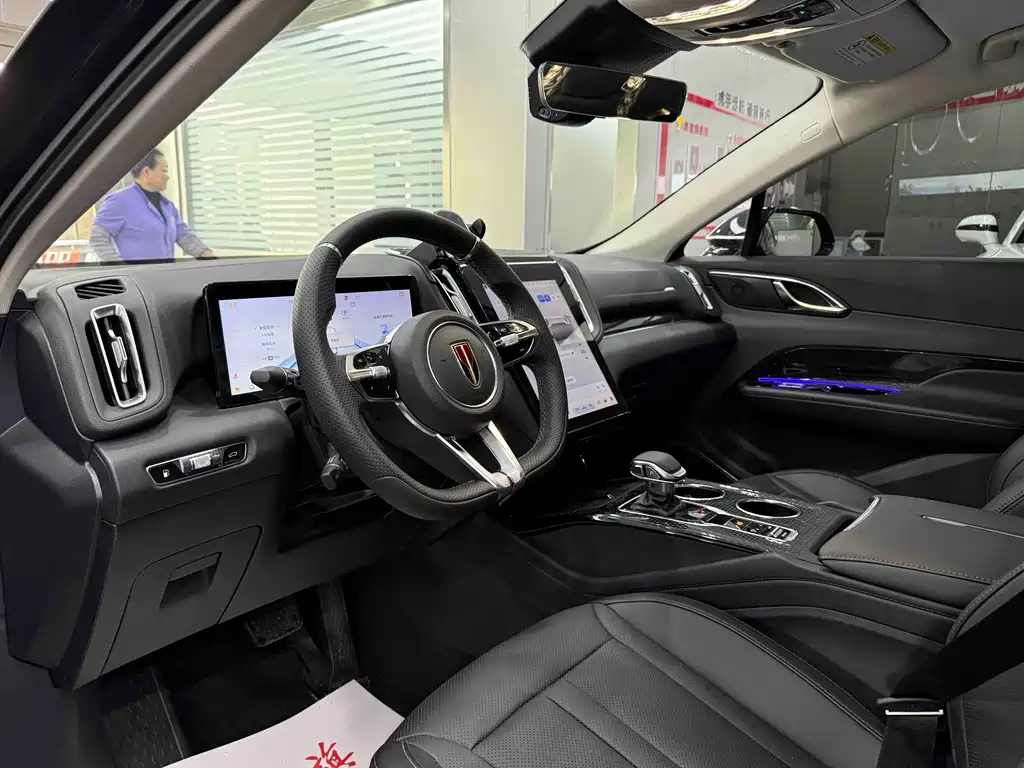 HONGQI HS3 PHEV 2025