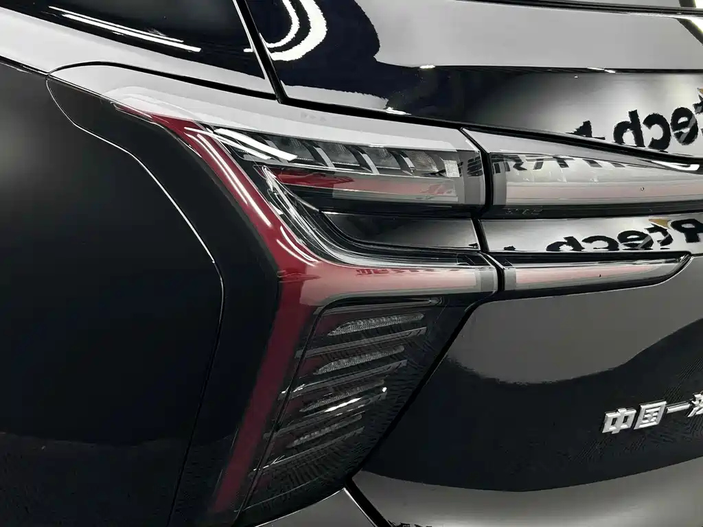 HONGQI HS3 PHEV 2024