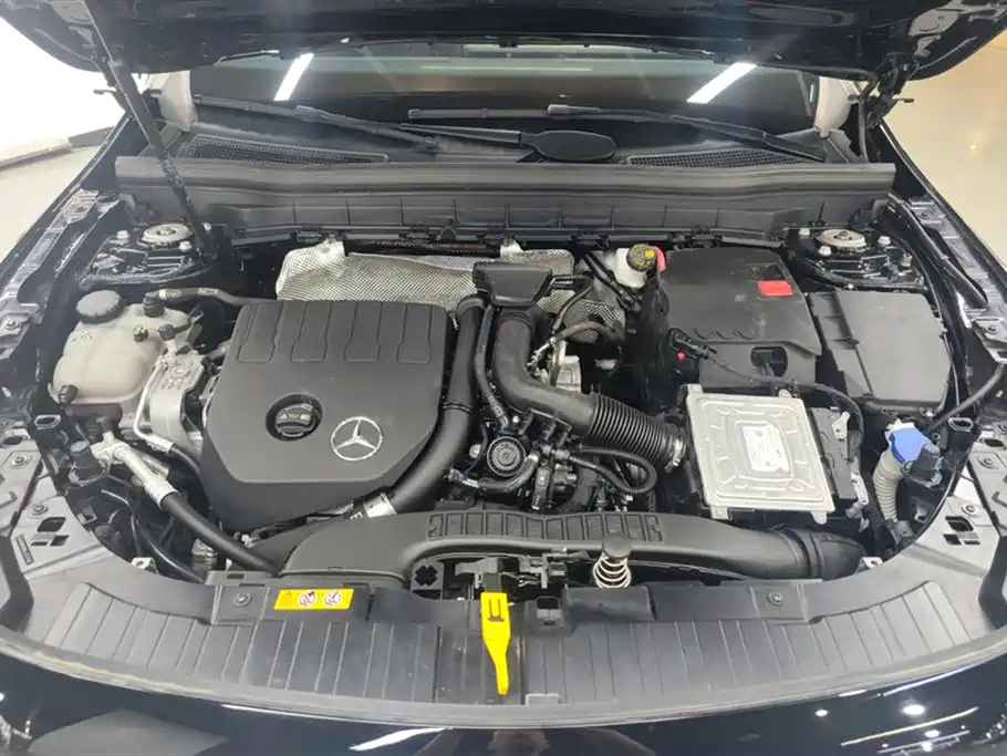 MERCEDES BENZ GLB 2020