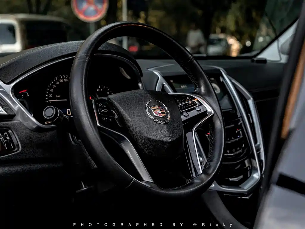 CADILLAC SRX 2014