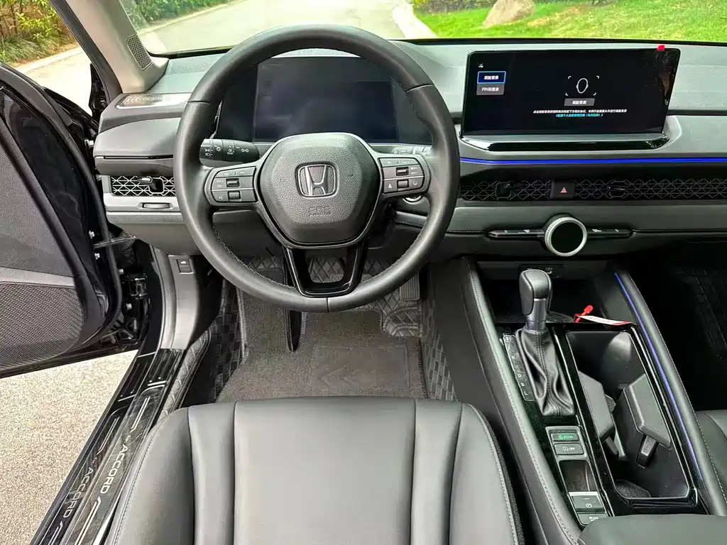 HONDA ACCORD 2025