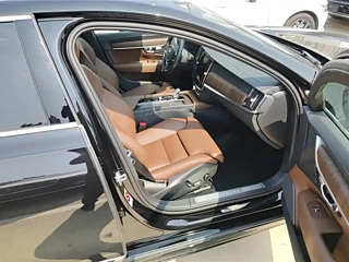 VOLVO S90  2025 YEAR B5  DELUXE EDITION 2025