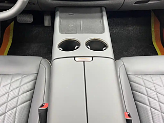 BAO JUN &#20139;&#22659;  2025 YEAR E-POWER 600KM DELUXE EDITION 2025