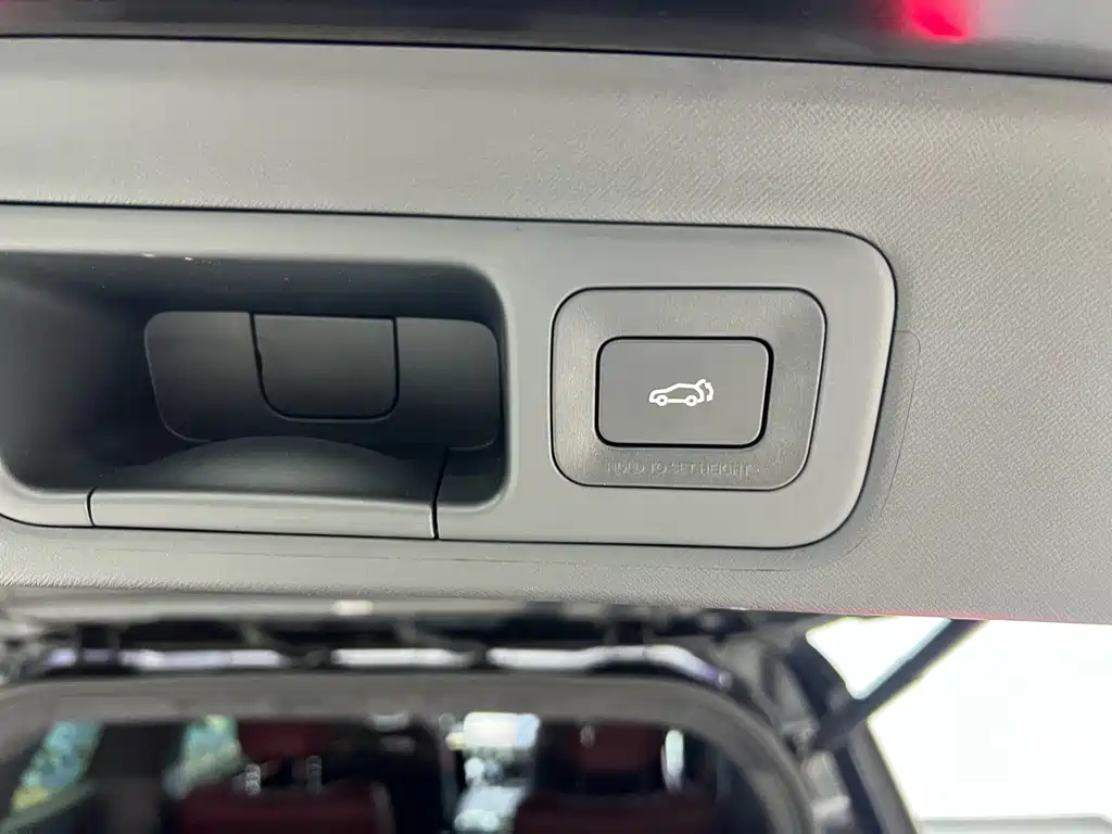 TRUMPCHI M8 2024