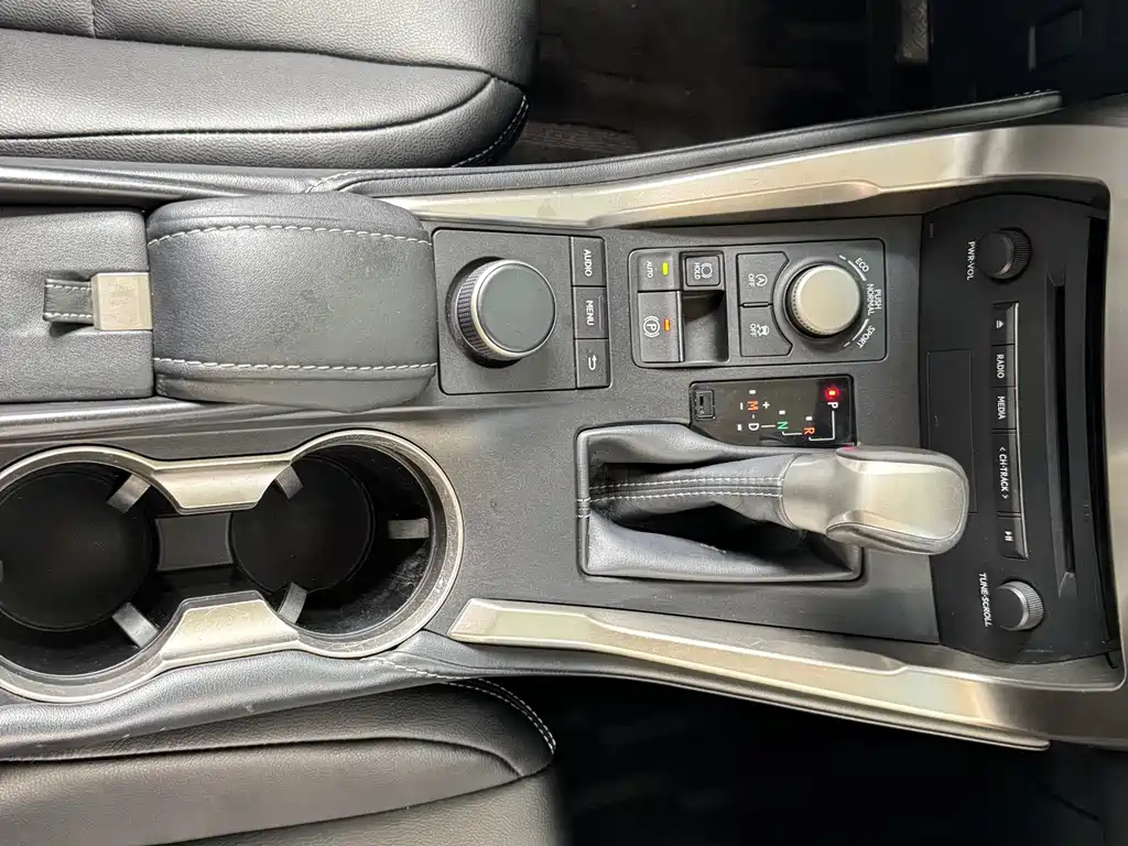 LEXUS NX 2016