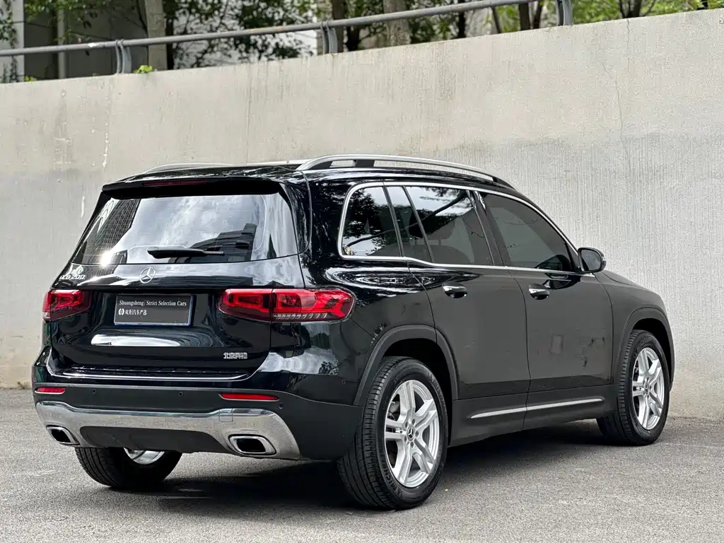 MERCEDES BENZ GLB 2020