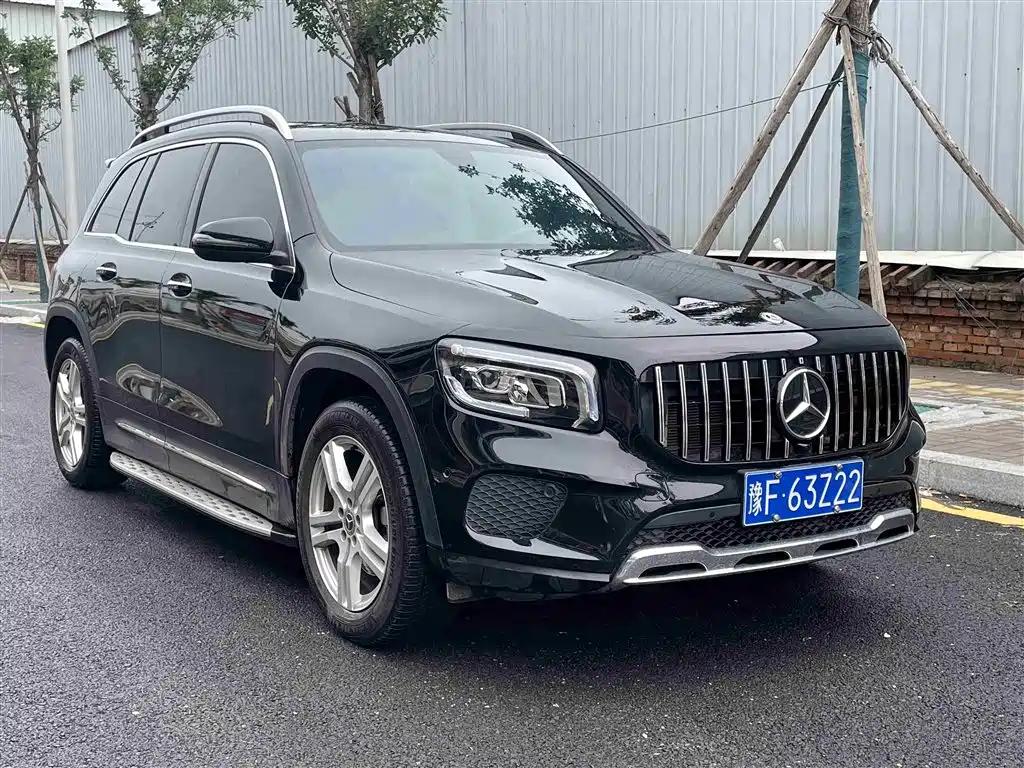 MERCEDES BENZ GLB 2022