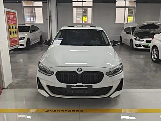 BMW 1-SERIES  2021