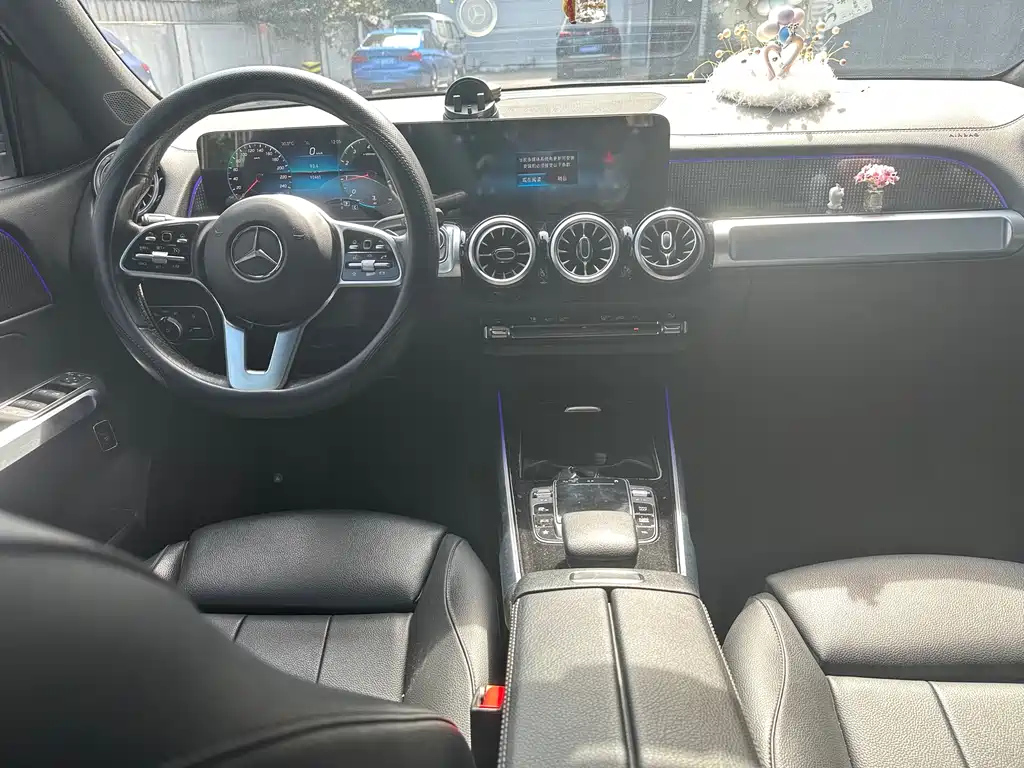 MERCEDES BENZ GLB 2022