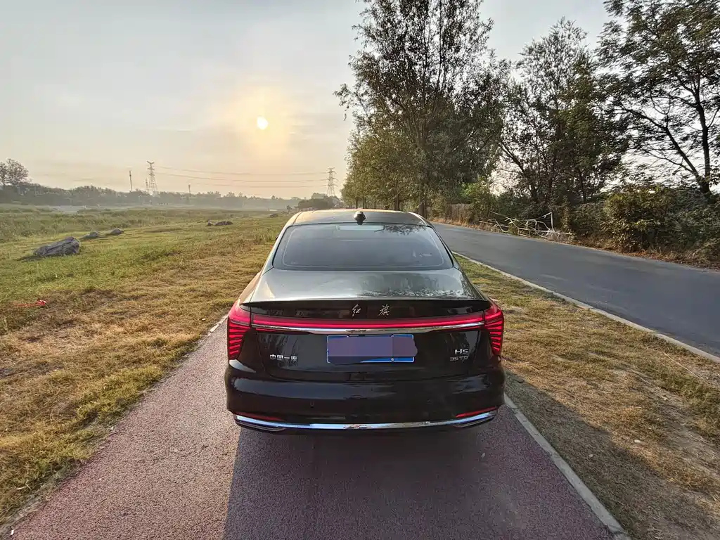 HONGQI H5 2025