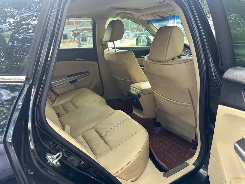 HONDA CROSSTOUR 2012