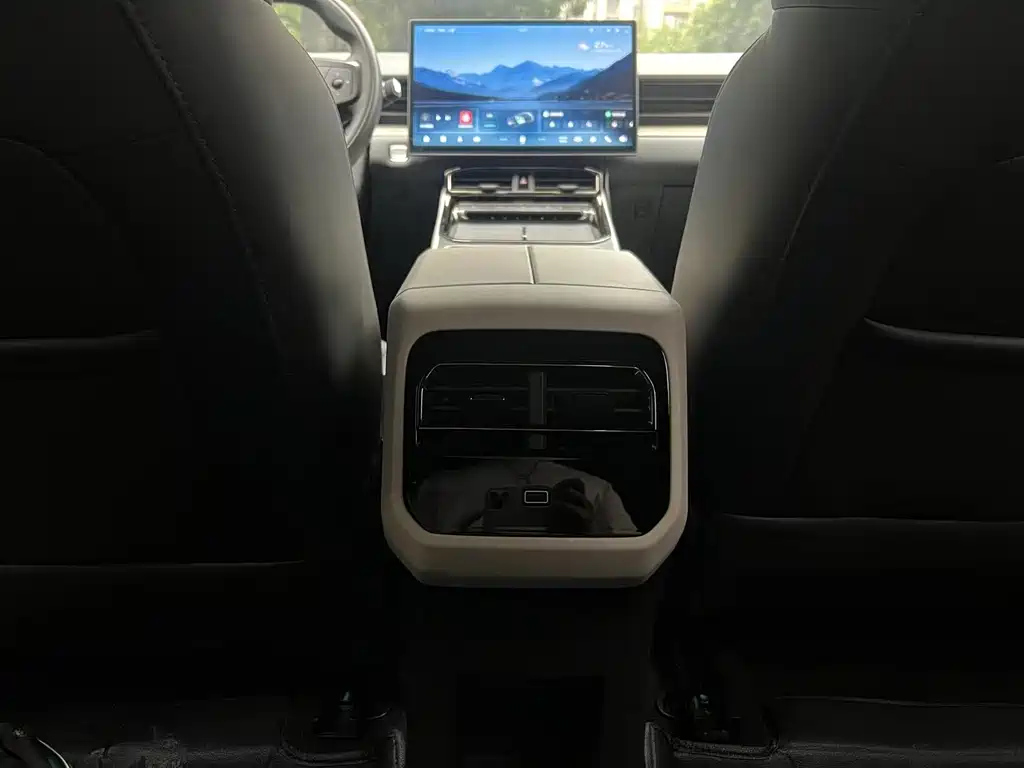 JETOUR SHANHAI L6 2024