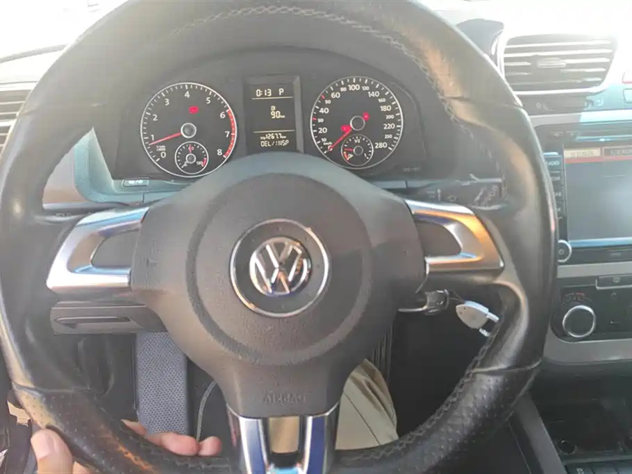 VOLKSWAGEN SCIROCCO 2014