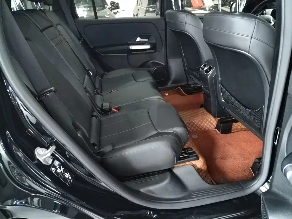 MERCEDES BENZ GLB 2020