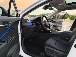 TOYOTA C-HR  2021 YEAR 2.0L DELUXE EDITION 2021