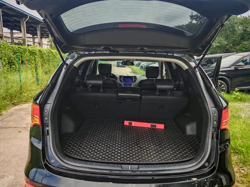 HYUNDAI SANTAFE 2013