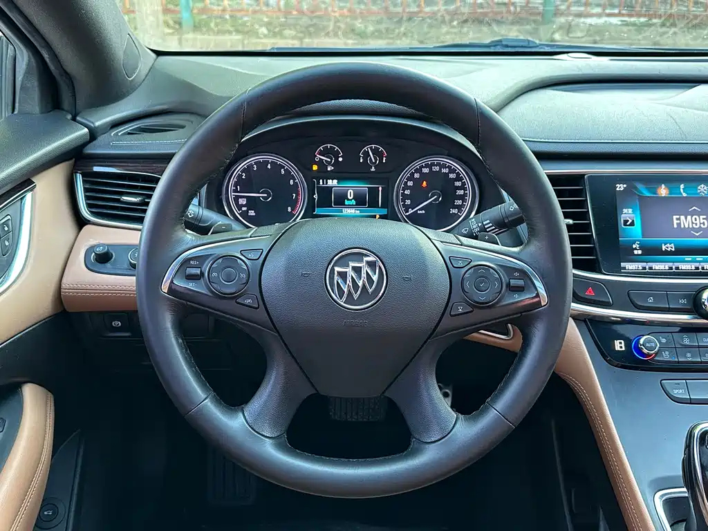 BUICK LACROSSE 2016