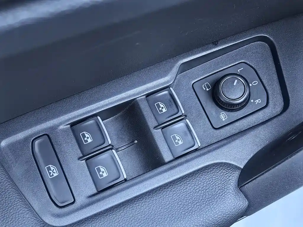 VOLKSWAGEN TAYRON 2019