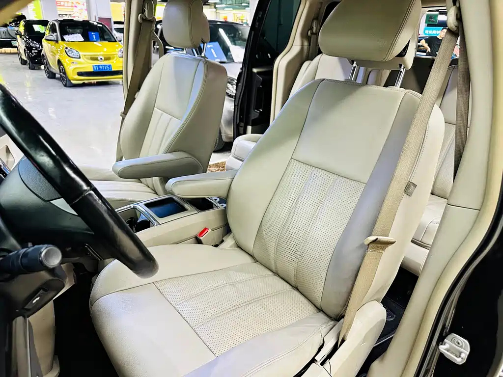 CHRYSLER BIG 捷龙 IMPORT 2014