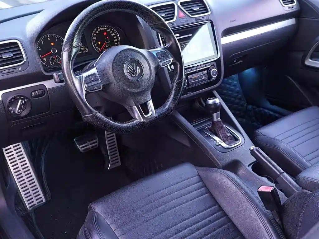 VOLKSWAGEN SCIROCCO 2011