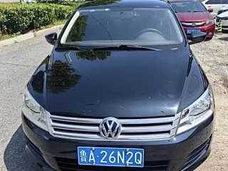 VOLKSWAGEN SANTANA 2014