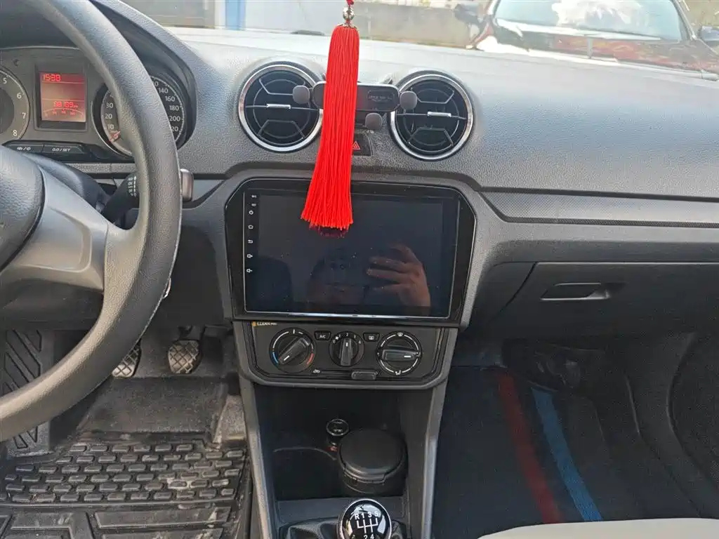 VOLKSWAGEN JETTA 2017