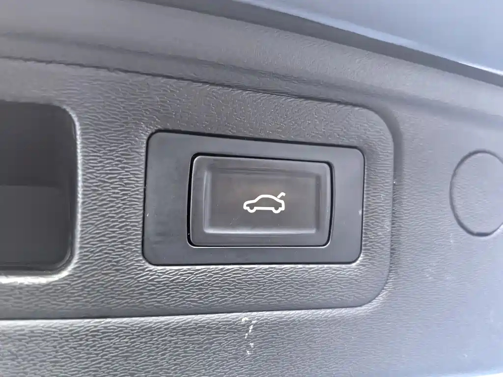 JETOUR SHANHAI L7 2025