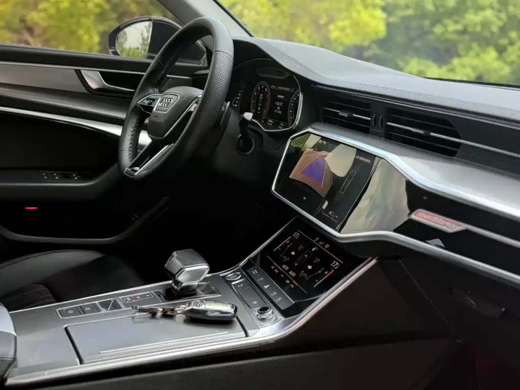 AUDI A6L 2019