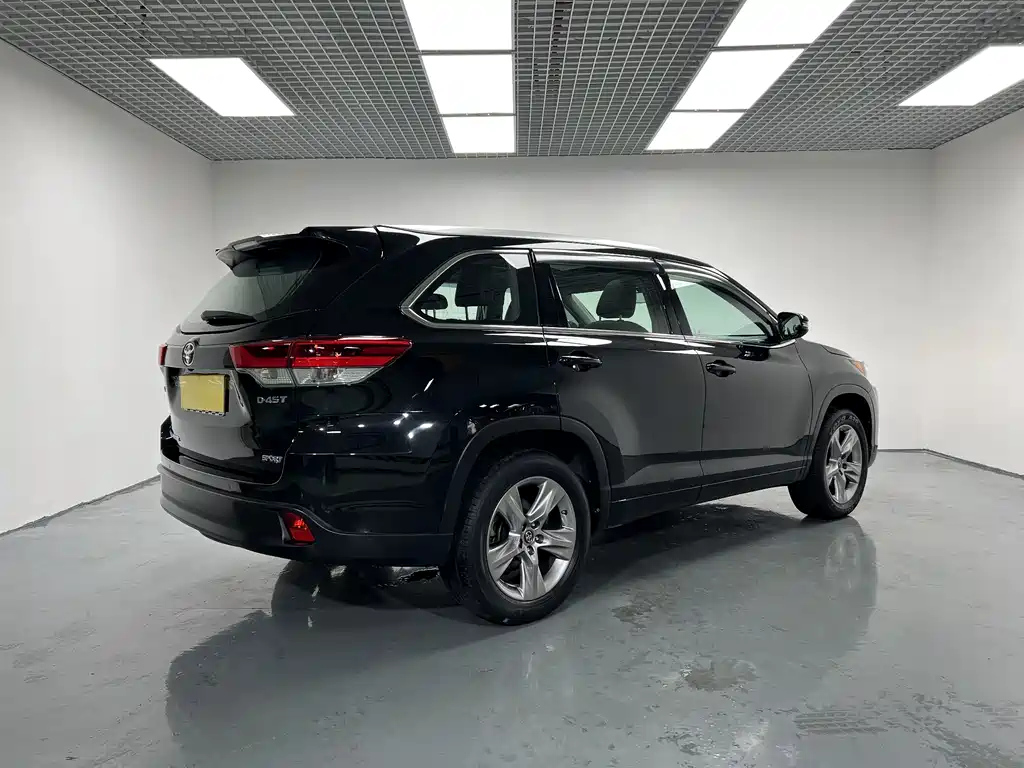 TOYOTA HIGHLANDER 2020