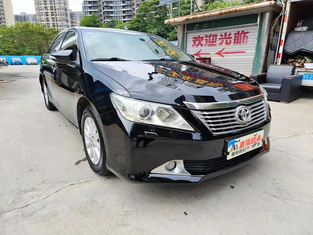 TOYOTA CAMRY 2012