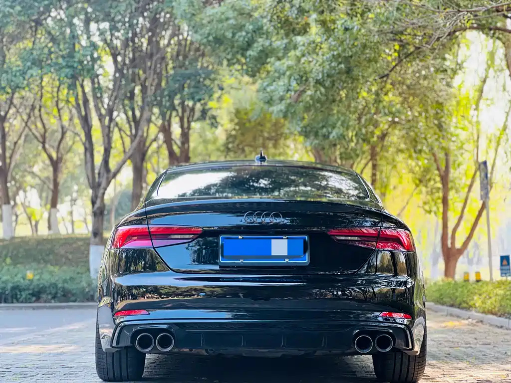 AUDI A5 2019