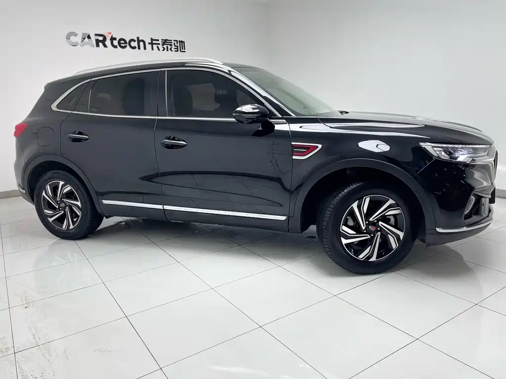HONGQI HS5 2022