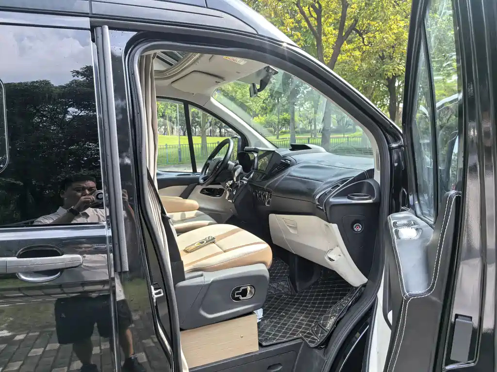 FORD TRANSIT 2020