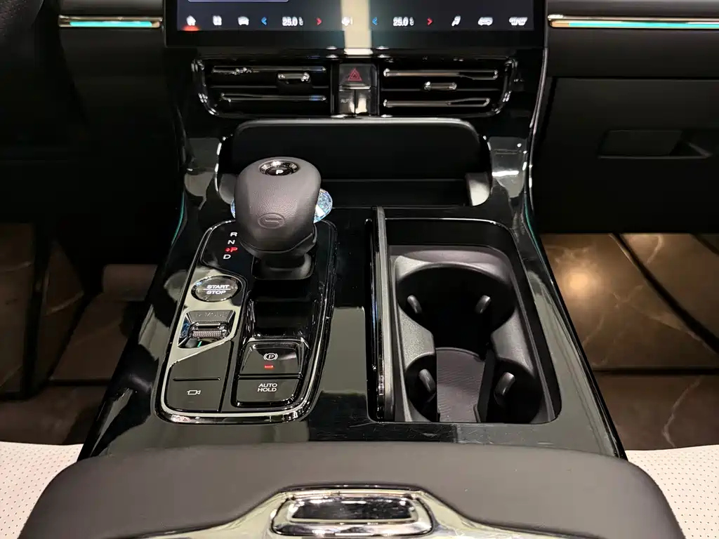 TRUMPCHI M8 2023