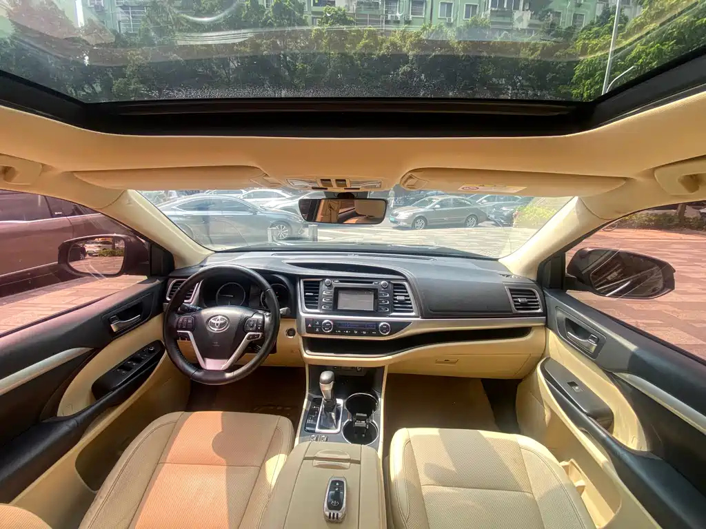 TOYOTA HIGHLANDER 2018