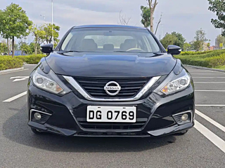 NISSAN TEANA 2017