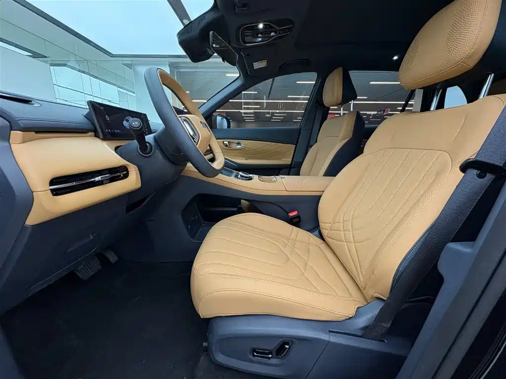 GEELY GALAXY GALAXY STARSHIP 7 EM-I 2025