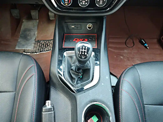 SOUEAST DX3 2018 YEAR 1.5L MANUAL LUXURY 2018