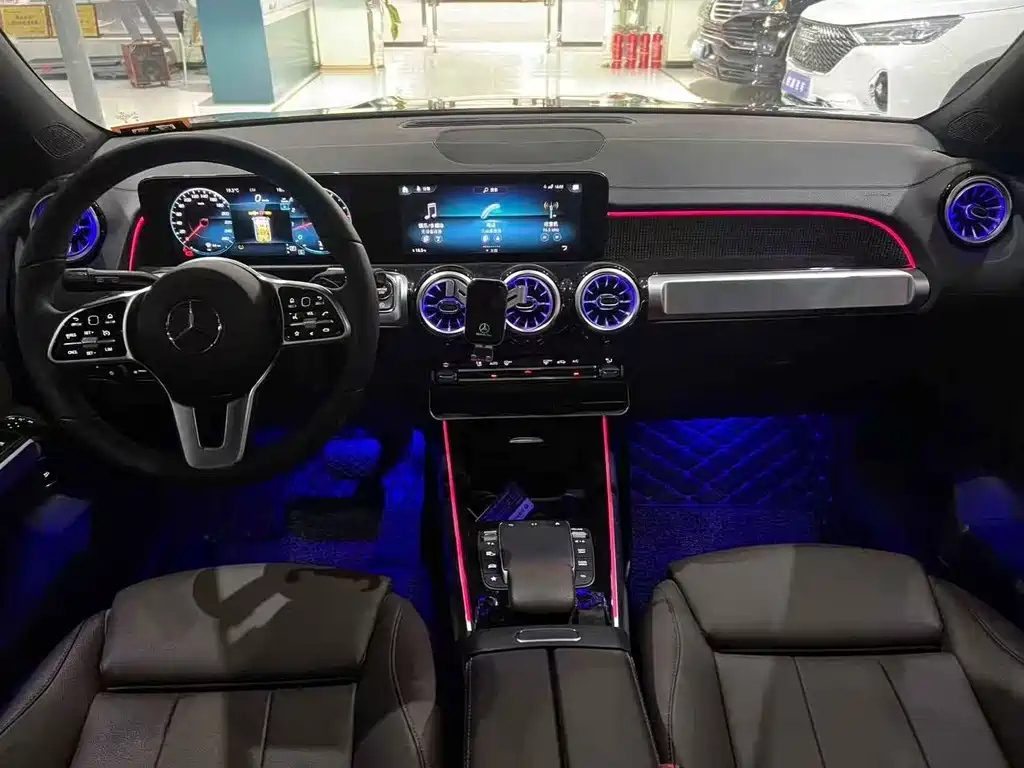 MERCEDES BENZ GLB 2022