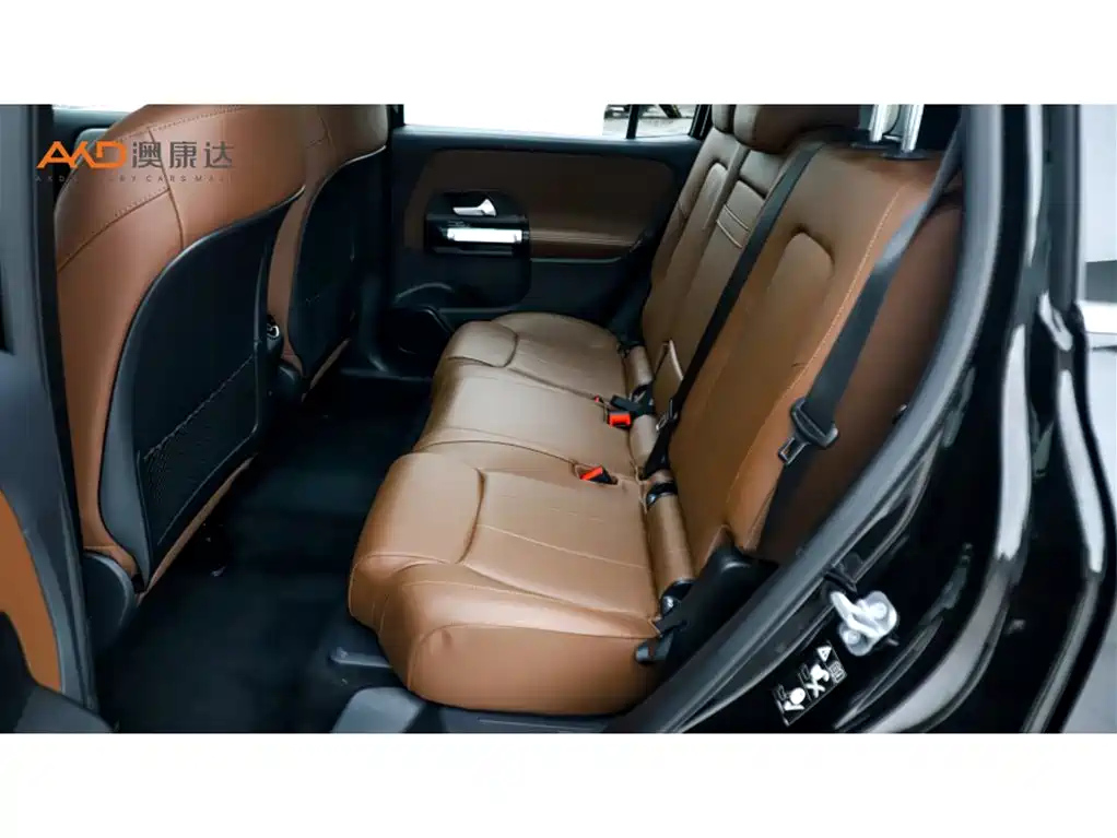 MERCEDES BENZ GLB 2024