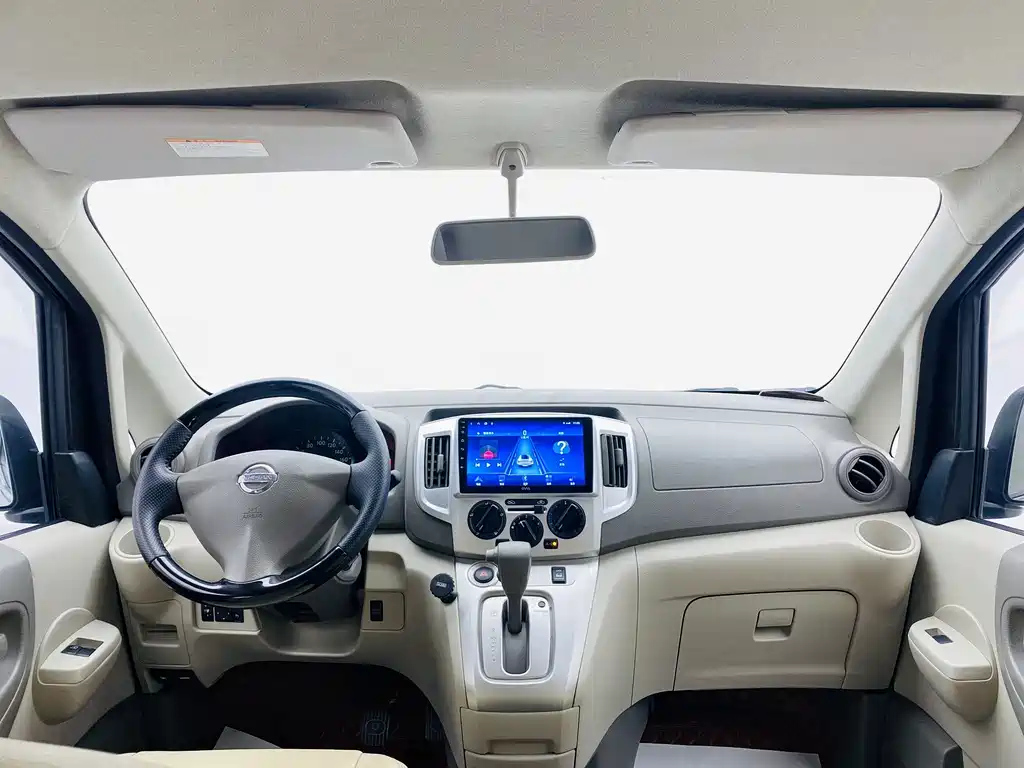 NISSAN NV200 2016